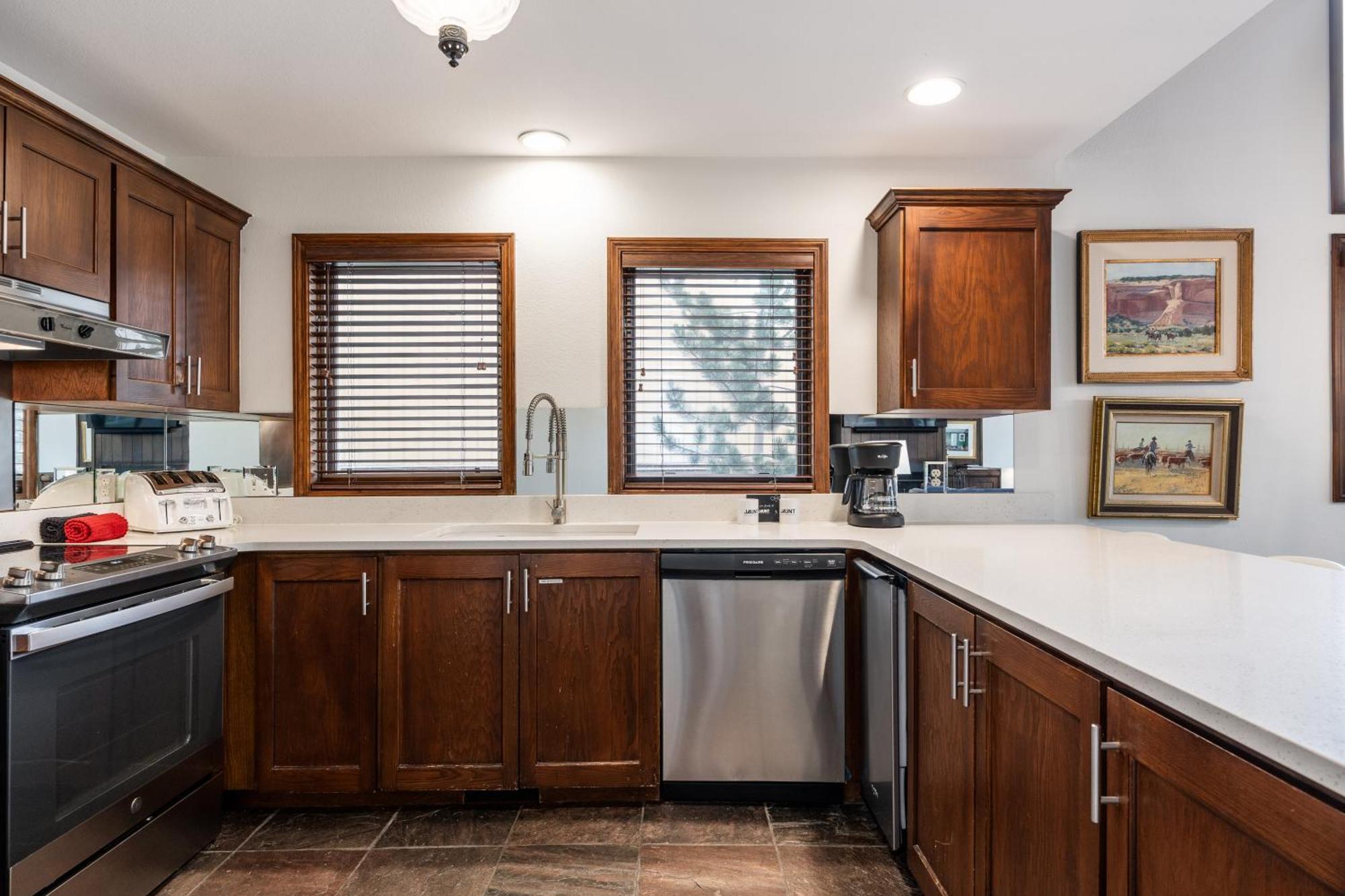 Deer Valley Little Belle Ultimate Ski Getaway, Sleeps 14, Luxury Design, Private Hot Tub, Park City Exteriör bild
